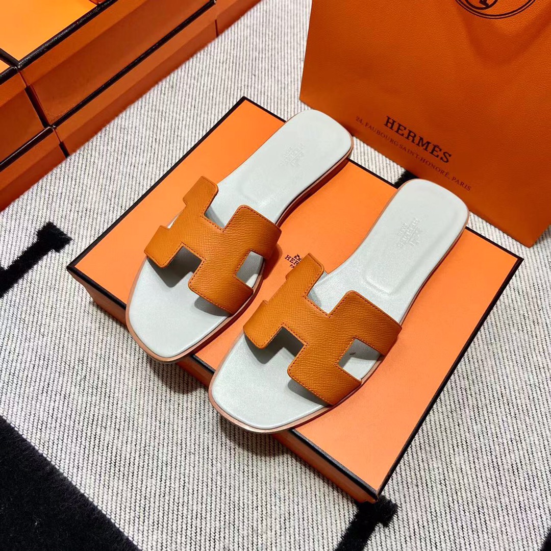 에르메스 올수공 오란 슬리퍼 샌들 앱송 132